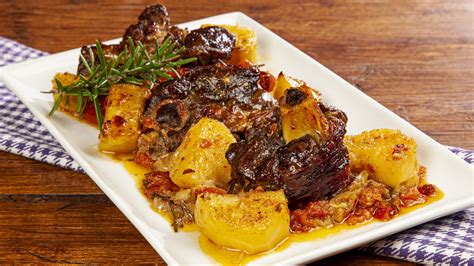 Agnello in casseruola con patate