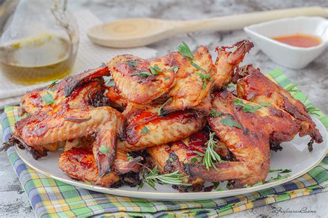 Alette di Pollo in Salsa Barbecue