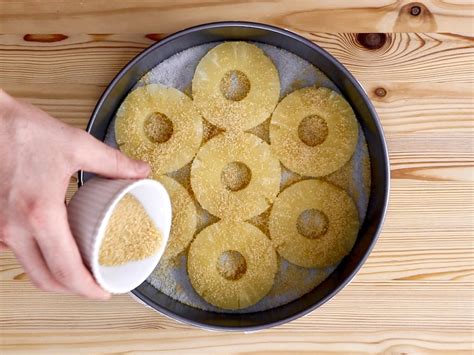 Ananas sciroppato fatto in casa