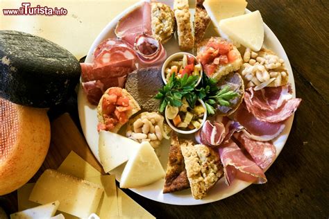 Antipasto Toscano