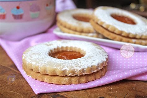 Biscotti Occhio di Bue con Marmellata