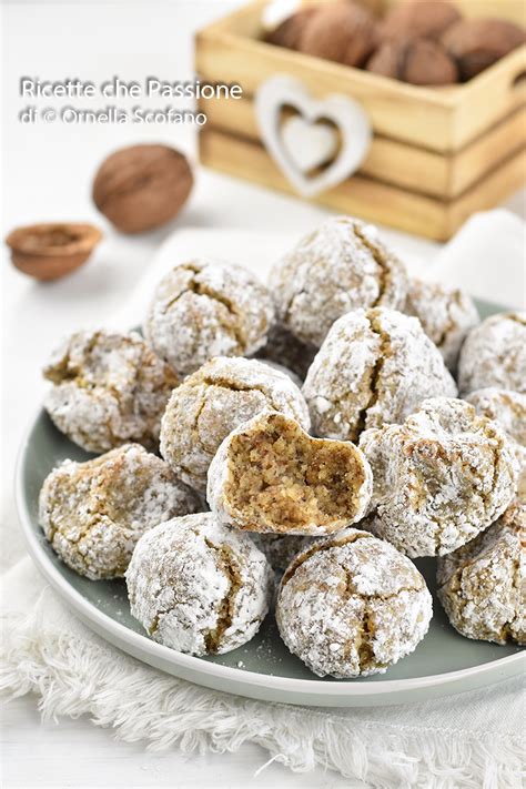 Biscotti Snowball alle Noci