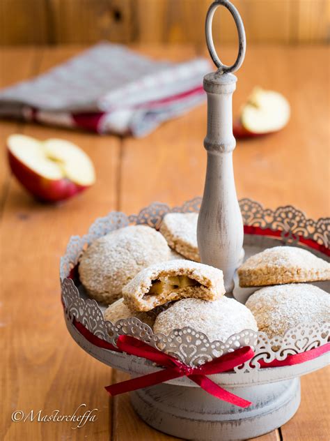 Biscotti a cuore di mela