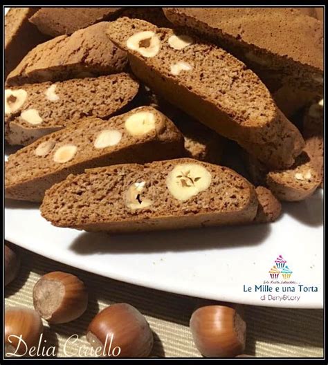 Biscotti al Miele e Nocciole