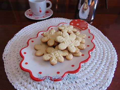 Biscotti al burro decorati