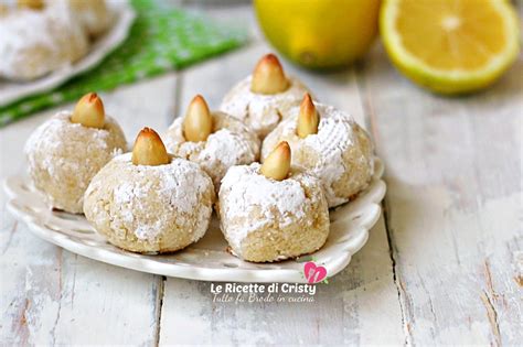 Biscotti alle mandorle e limone