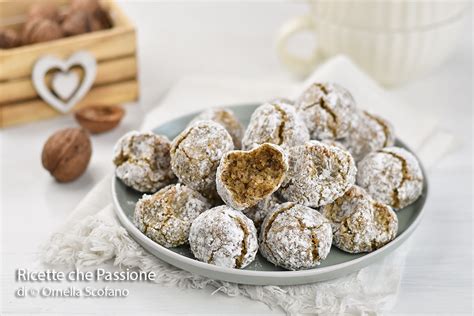 Biscotti con Gorgonzola e Noci