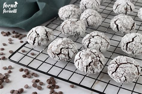 Biscotti crepati al cioccolato