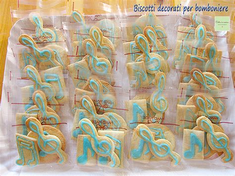 Biscotti decorati conservati in sacchetti individuali