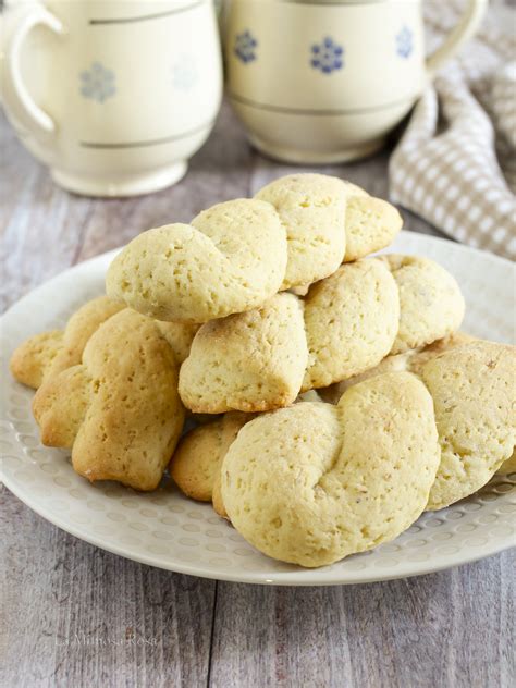 Biscotti della nonna pronti da gustare