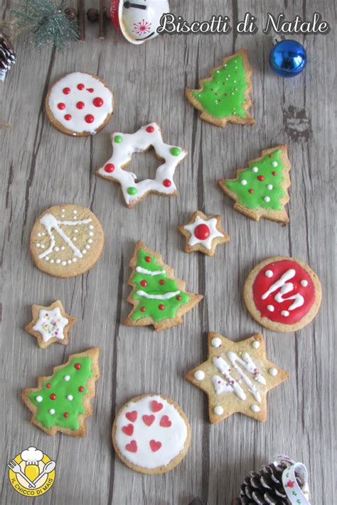 Biscotti di Natale decorati con glassa