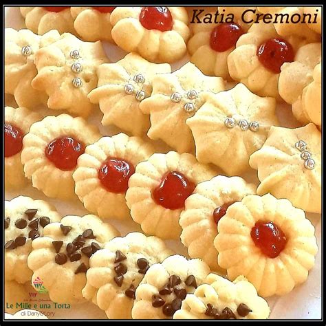 Biscotti di frolla montata