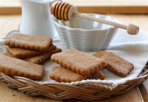 Biscotti integrali al miele