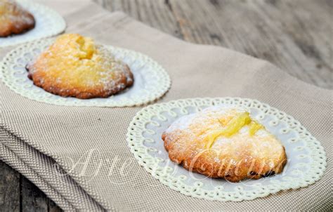 Biscotti ripieni alla crema