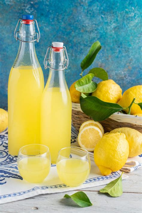 Bottiglie di limoncello