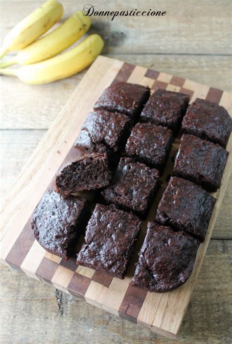 Brownies veloci alla banana e cioccolato
