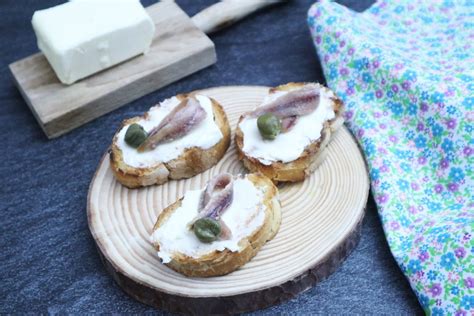 Bruschette Burro e Alici