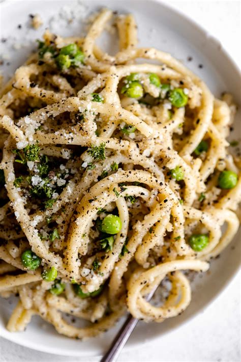 Bucatini Cacio e Pepe