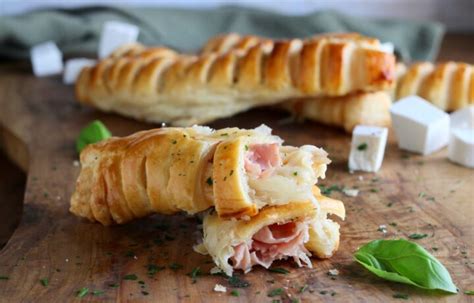 Cannoli di pasta sfoglia