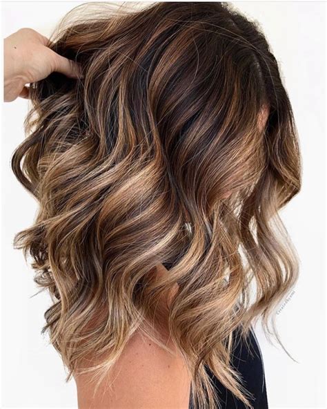 Capelli castani effetto cacao