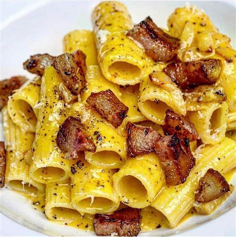 Carbonara Rigatoni