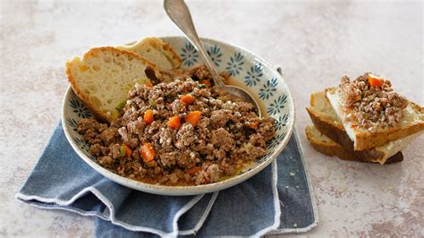 Carne macinata in padella