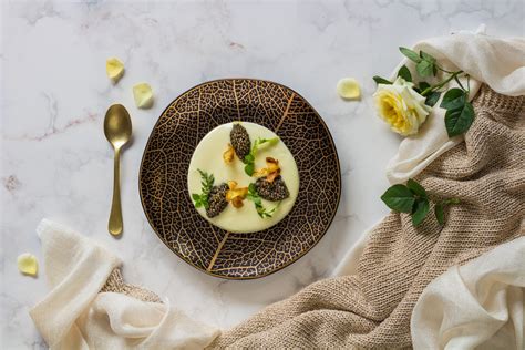 Caviale su Crema di Patate