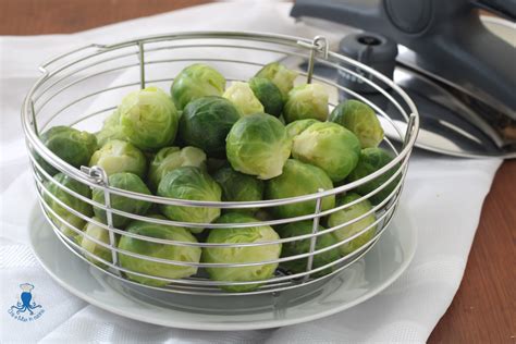 Cavoletti di Bruxelles al Vapore