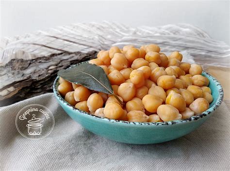 Ceci lessati in pentola a pressione