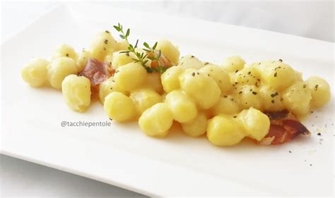 Chicche di patate con crema al parmigiano