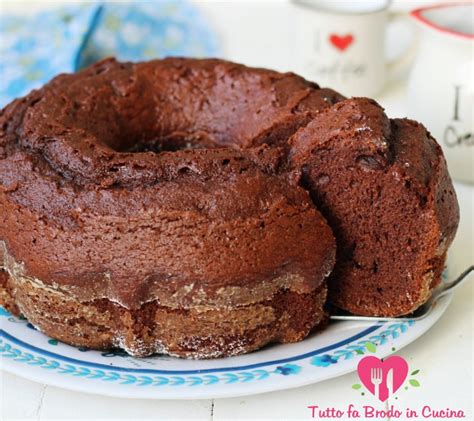 Ciambella all'acqua e cacao