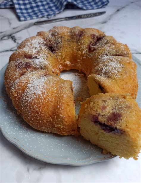 Ciambellone Yogurt e Marmellata