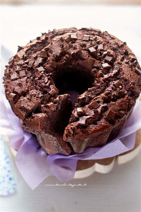 Ciambellone al cacao soffice