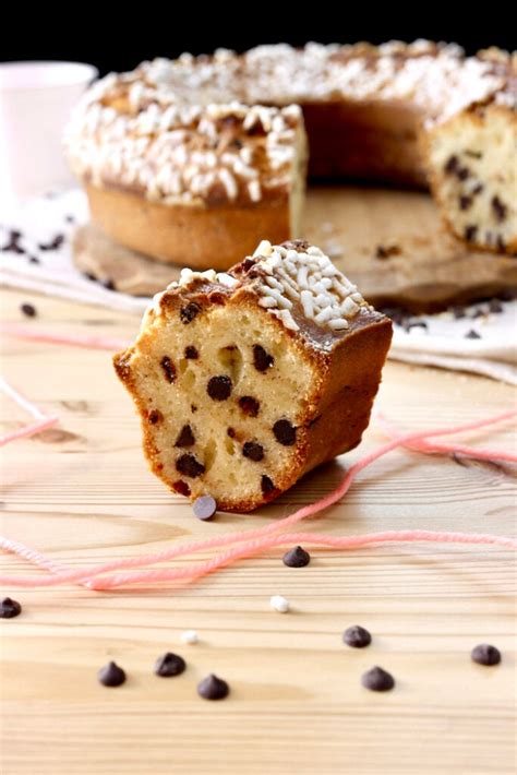 Ciambellone allo Yogurt con Gocce di Cioccolato