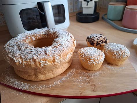 Ciambellone appena sfornato