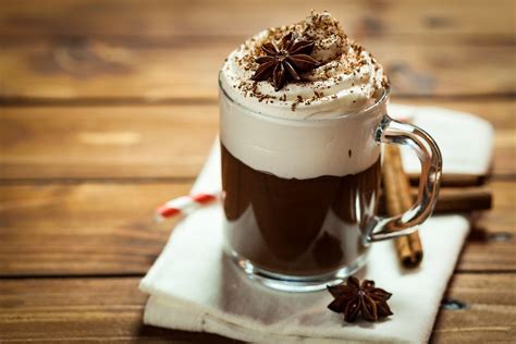 Cioccolata calda con panna