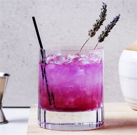 Cocktail con lavanda