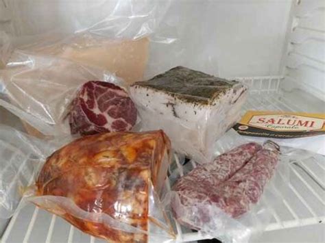 Conservazione Salumi in Frigo