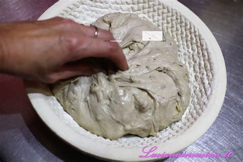 Coprire con l'impasto