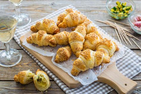 Cornetti di pasta sfoglia rettangolare
