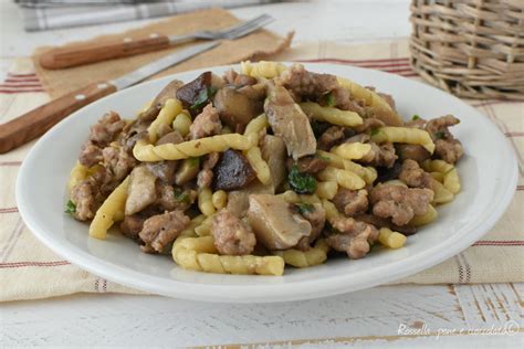 Cortecce Funghi Porcini e Salsiccia