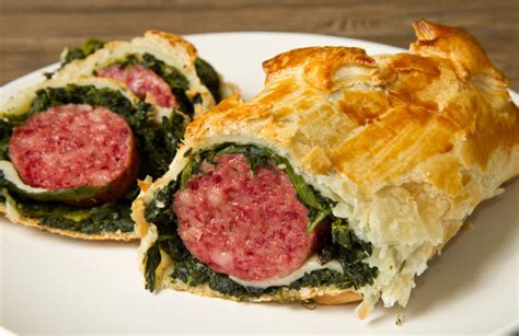 Cotechino in crosta di pasta sfoglia