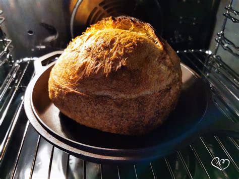 Cottura del pane in pentola