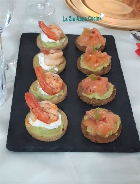 Crêpes con Gamberi e Salmone
