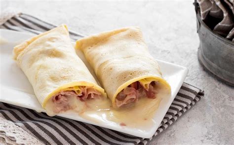 Crêpes con mozzarella e prosciutto
