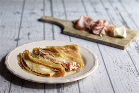 Crêpes prosciutto e formaggio