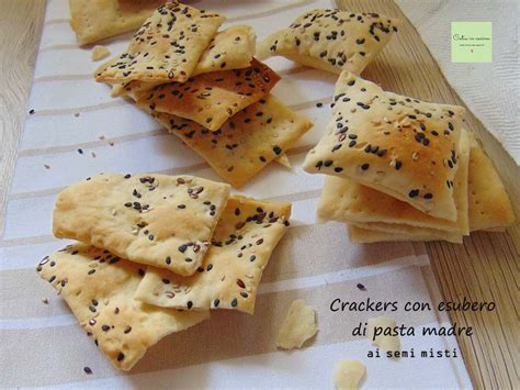 Crackers con esubero di pasta madre