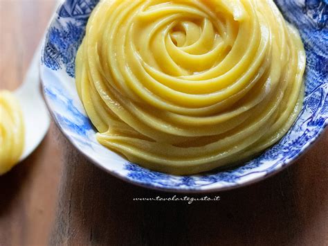 Crema pasticcera senza uova