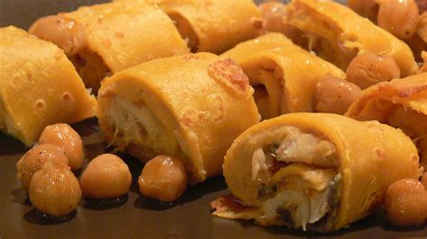 Crespelle di ceci con baccalà