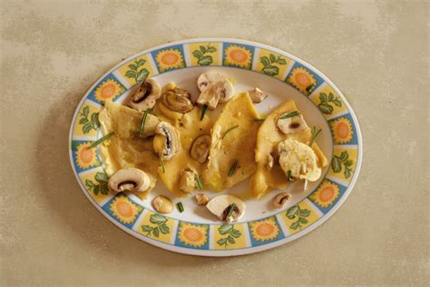Crespelle di farina di ceci con funghi